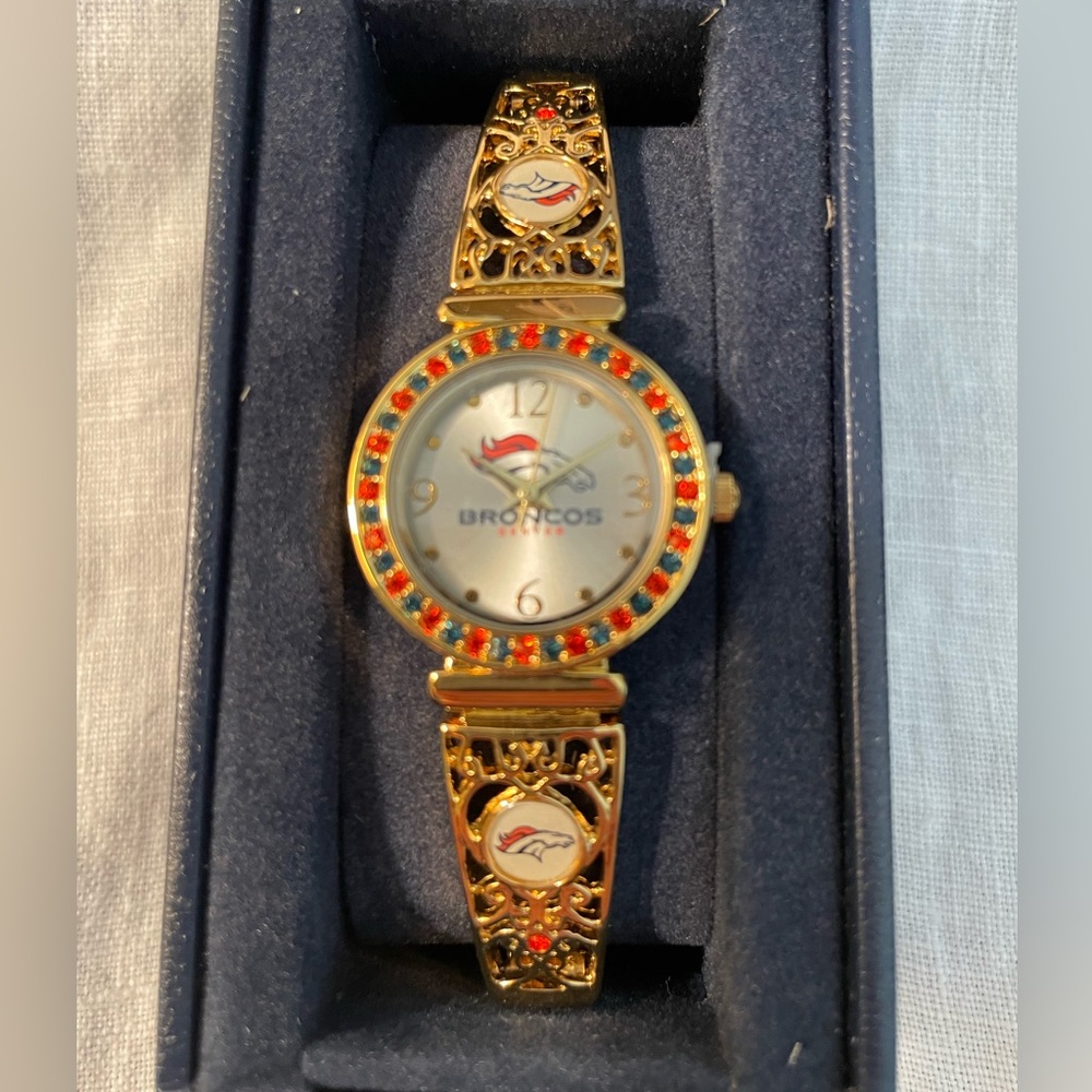 Denver Broncos Watch - Bradford Exchange